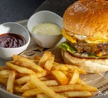 Reggie Burger