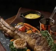 Tomahawk Steak