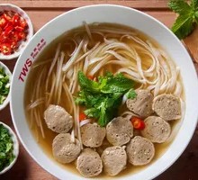 Spicy and Sour Beef Meatball Noodles
