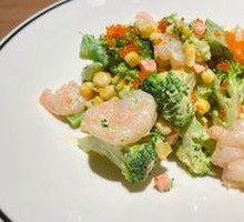 Shrimp and Broccoli Salad