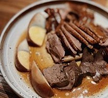 Lion Head Goose Platter