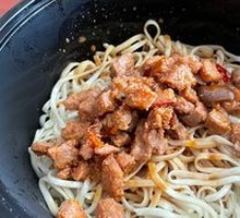 Spicy Beef Cold Noodles