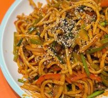 Special Dry-Fried Noodles