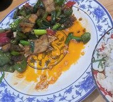 Spicy Pork Stir-fry Rice Bowl