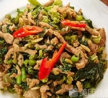 Pickled Cabbage and Pork Noodles