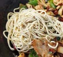 Fragrant Tofu and Chicken Noodles