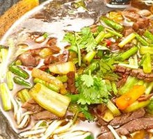 Chongqing Pea and Pork Sauce Noodles