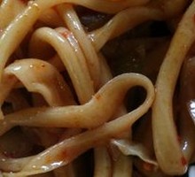 Stir-Fried Beef with Knife-Cut Noodles