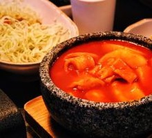 Grandma's Spicy Rice Noodles