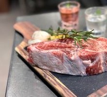 Iberian General Fist Meat