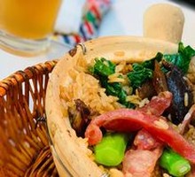 Preserved Meat and Frog Clay Pot Rice