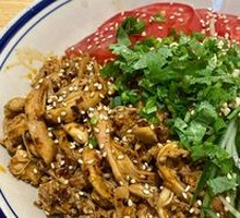 Cold Noodles with Chicken