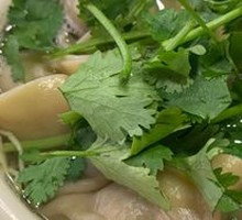 荠菜肉小馄饨