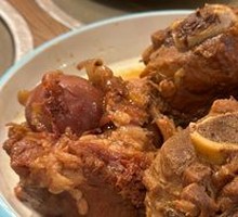Hand-Pressed Sauce Pork Bone
