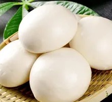 Wine-Scented Steamed Bun