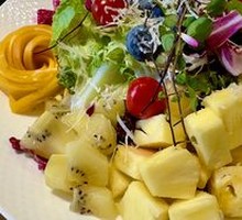 Mixed Vegetable and Fruit Salad