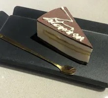 Tiramisu Cake