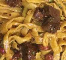 Old Beijing Noodles with Pig Intestines