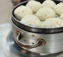 Soup-filled Steamed Buns