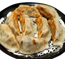 Braised Shepherd's Purse Dumplings