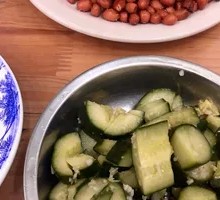 Garlic Cucumber Salad