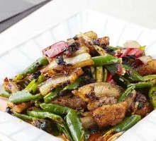 Spicy Pepper Grandma's Twice-Cooked Pork