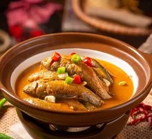 Quzhou Home-Braised Spring Fish