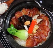 Braised Meat Supreme Baozi Rice