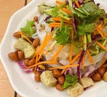 Lady's Signature Cold Noodles