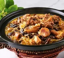 Chicken Stewed with Mushrooms