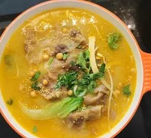 Spicy Sour Beef Noodle Soup