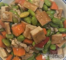 Salted Vegetable and Tofu Skin with Pork and Edamame Stir-fry