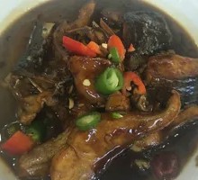 Braised Black Fish Cubes