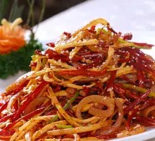 Spicy Squid Stir-Fried Noodles