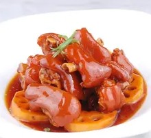 Five-Spice Pig Trotter Noodles