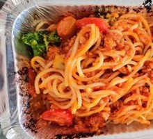 Italian-style Meat Sauce Noodles