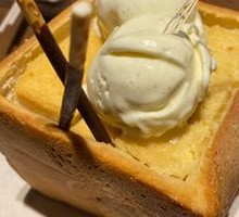 Bread Meets Ice Cream