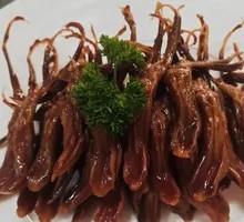 Sauce-Flavored Duck Tongues
