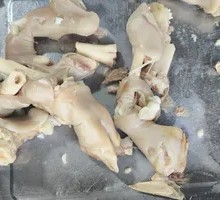 Hot Sheep Feet
