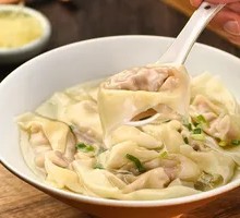 荠菜肉馄饨