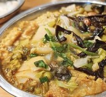 Snail Noodle Soup