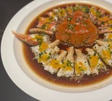 Black Pig Meat Steamed with松叶 Crab