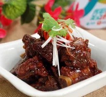 Pickled Mustard Stem and Pork Rib Noodles