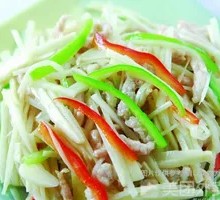 Green Pepper and Water Chestnut Stir-Fry Rice