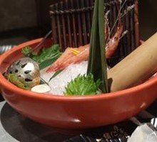 Ex-Boyfriend Peels the Shrimp