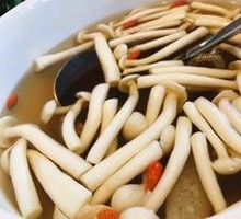 Braised Matsutake in Premium Soup