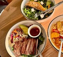 Pan-Seared Beef with Nuts and Rice Bowl