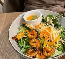 Thai Spicy Shrimp and Mango Power Bowl