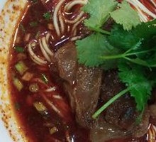 Special Premium Pork Shank and Meat Noodles