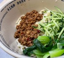 Secret-Recipe Fried Noodles with Sauce
